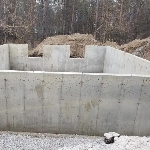 AVH Foundations crew on a foundation job